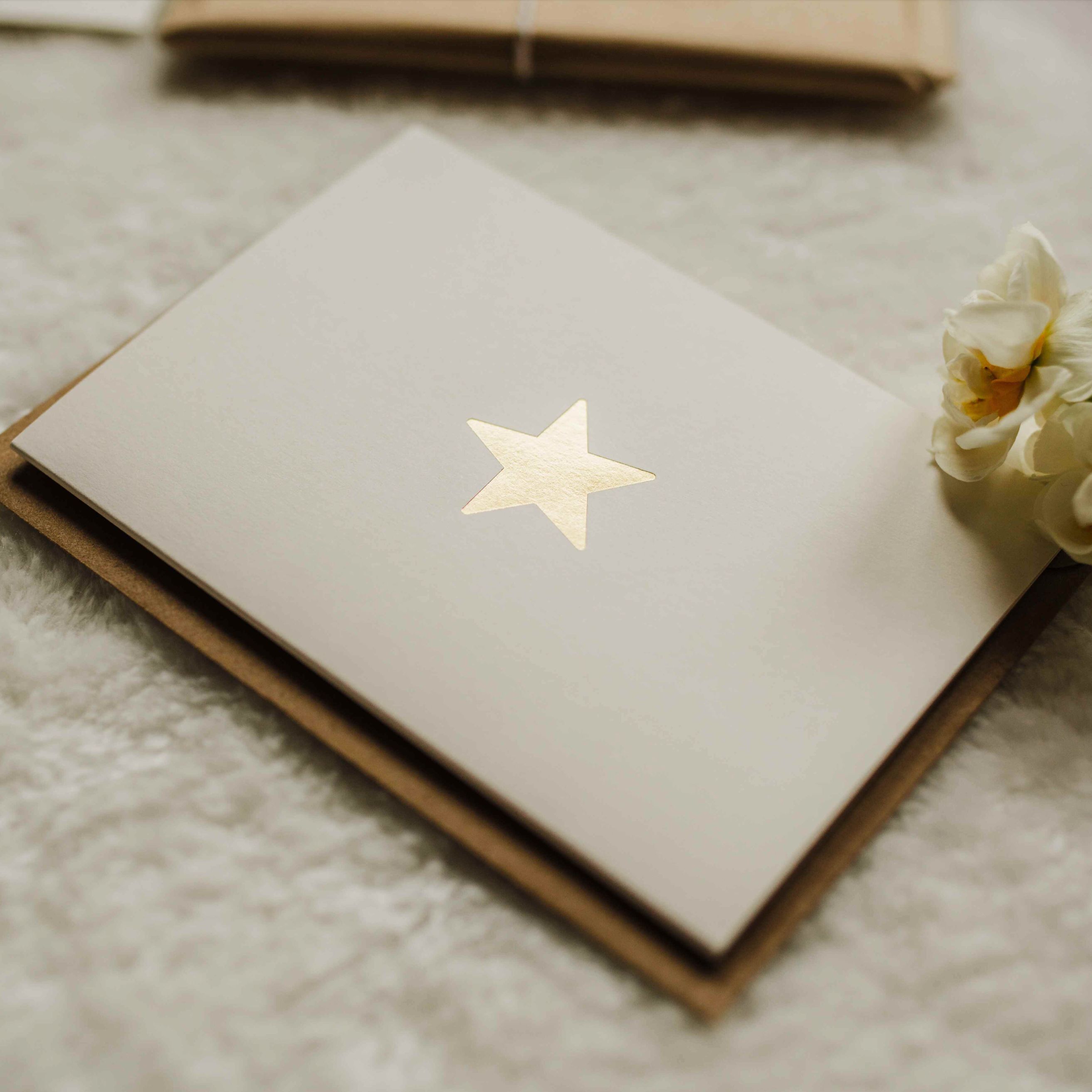 gold-star-luxury-card.jpg
