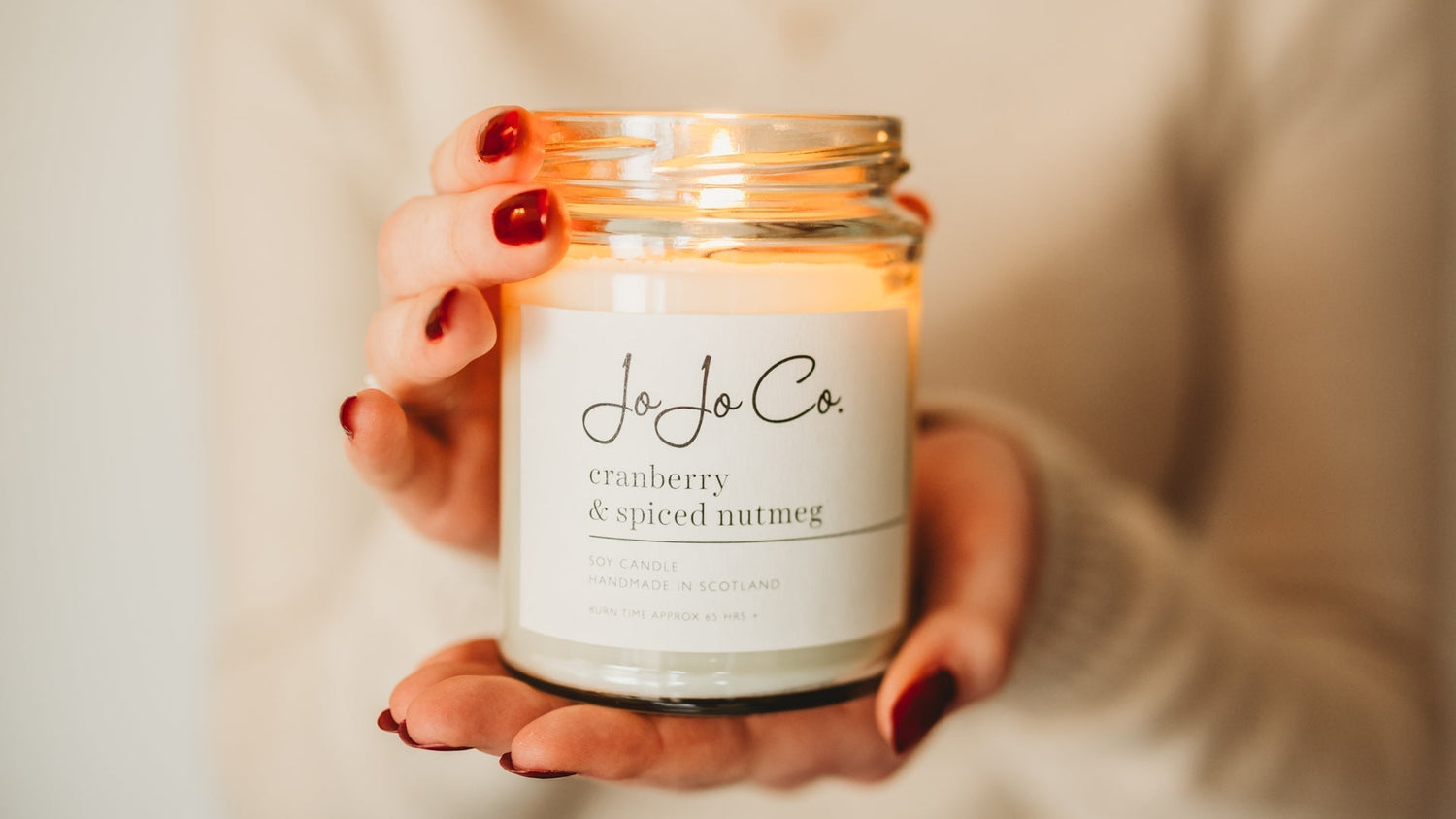 Cosy Up: The Best Christmas Candles & Gifts from Scotland - JoJo Co.