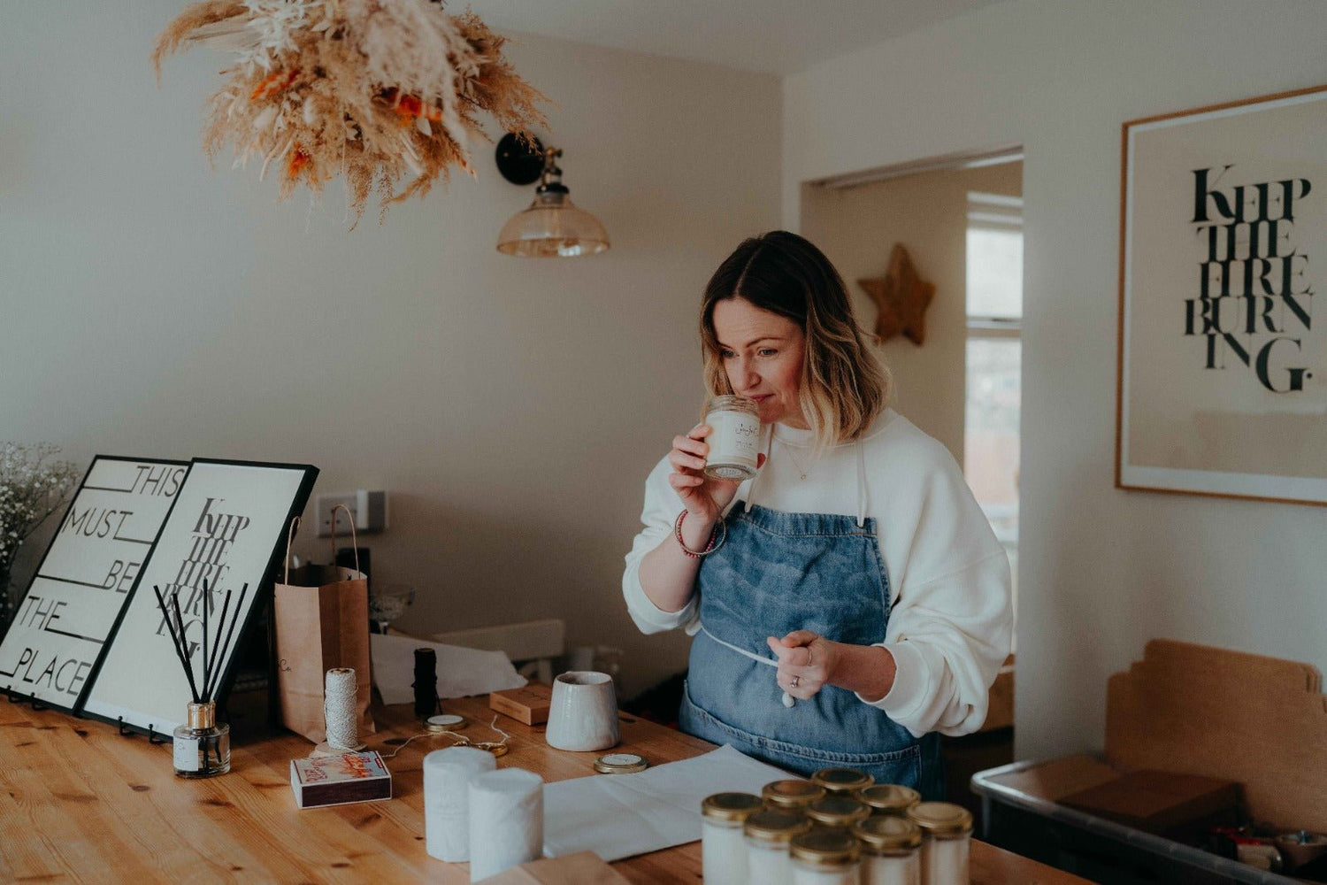 How Scent Can Change a Room - and Your Mood - in Winter - JoJo Co.