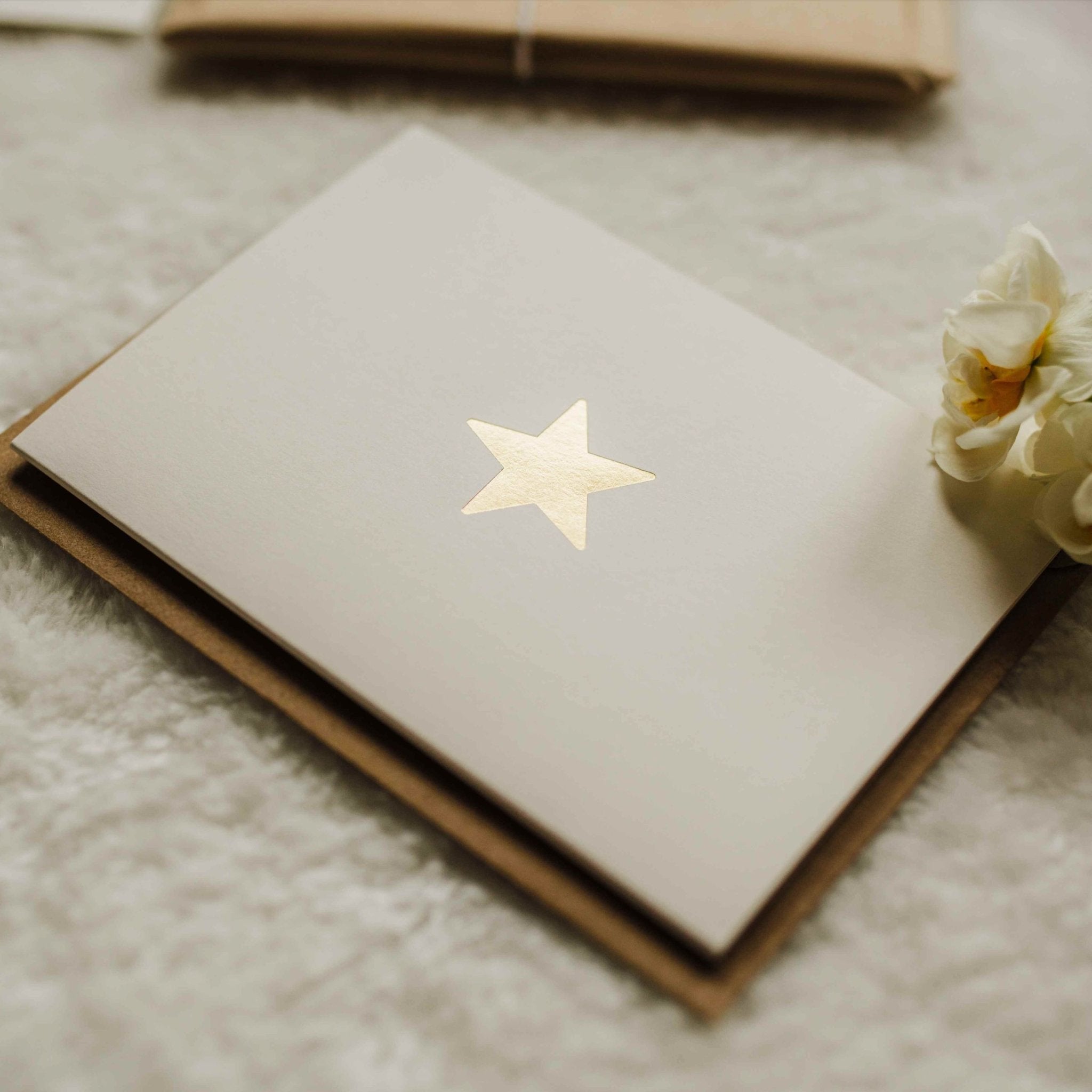 gold-star-luxury-card.jpg